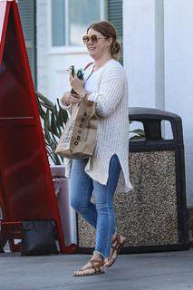 Amy Adams feet photo thumbnail
