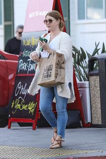 Amy Adams feet photo thumbnail