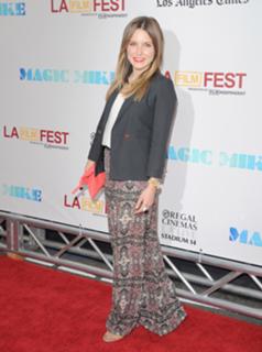 Sophia Bush feet photo thumbnail