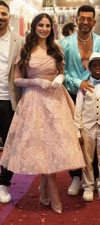 Dorra Zarrouk feet photo thumbnail