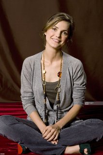 Keri Russell feet photo thumbnail