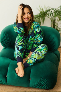 Myleene Klass feet photo thumbnail