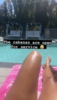 Rocsi Diaz feet photo thumbnail