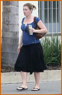 Melissa Joan Hart feet photo thumbnail