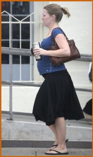 Melissa Joan Hart feet photo thumbnail