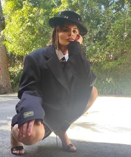 Lisa Rinna feet photo thumbnail