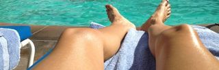 Lisa Rinna feet photo thumbnail
