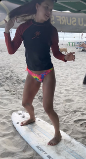 Tania Rincón feet photo thumbnail