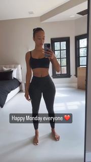 Draya Michele feet photo thumbnail