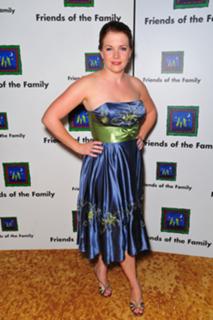Melissa Joan Hart feet photo thumbnail
