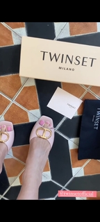 Veronica Maya feet photo thumbnail