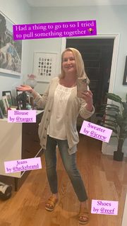 Angela Kinsey feet photo thumbnail