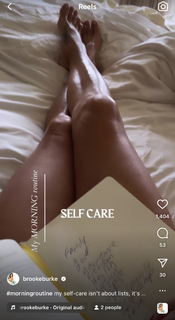 Brooke Burke feet photo thumbnail