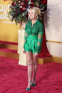 Katherine McNamara feet photo thumbnail
