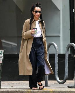 Zoë Kravitz feet photo thumbnail