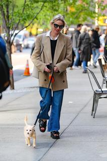 Naomi Watts feet photo thumbnail