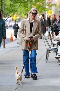 Naomi Watts feet photo thumbnail
