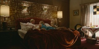 Elizabeth Olsen feet photo thumbnail