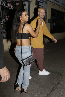 Christina Milian feet photo thumbnail
