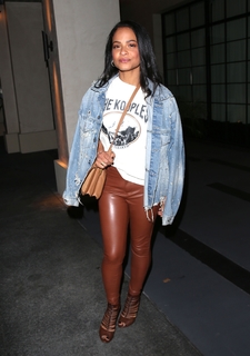 Christina Milian feet photo thumbnail