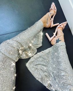 Giorgia Palmas feet photo thumbnail