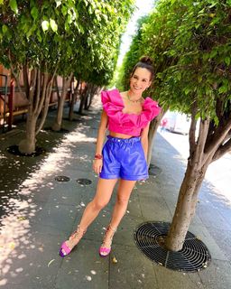 Tania Rincón feet photo thumbnail