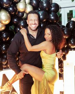Christina Milian feet photo thumbnail