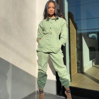 Christina Milian feet photo thumbnail