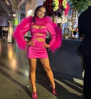 Christina Milian feet photo thumbnail