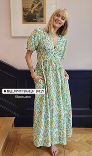 Fearne Cotton feet photo thumbnail