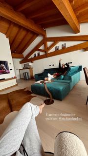 Giorgia Crivello feet photo thumbnail