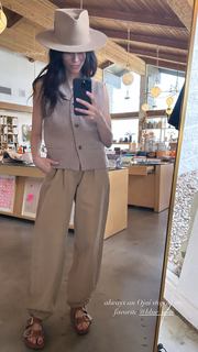 Abigail Spencer feet photo thumbnail