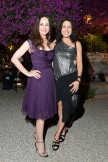 Lisa Edelstein feet photo thumbnail