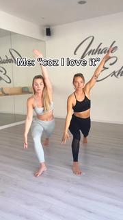 Gabrielle Taylor feet photo thumbnail