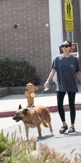 Shay Mitchell feet photo thumbnail