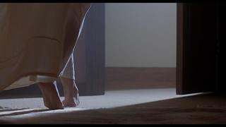 Alyssa Milano feet photo thumbnail