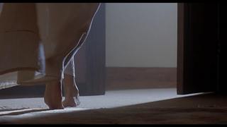 Alyssa Milano feet photo thumbnail