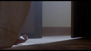Alyssa Milano feet photo thumbnail