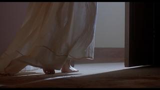 Alyssa Milano feet photo thumbnail