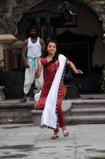 Trisha Krishnan feet photo thumbnail