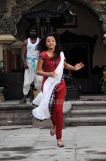 Trisha Krishnan feet photo thumbnail