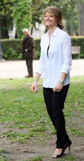 Jodie Foster feet photo thumbnail