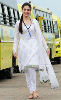 Tamannaah Bhatia feet photo thumbnail