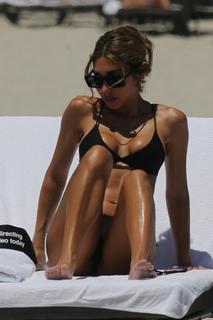 Chantel Jeffries feet photo thumbnail