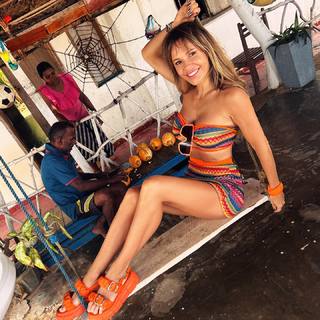 Dorota Rabczewska feet photo thumbnail
