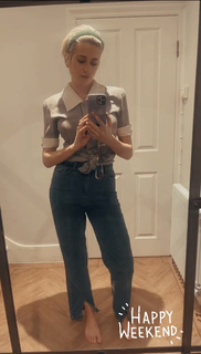 Pixie Lott feet photo thumbnail
