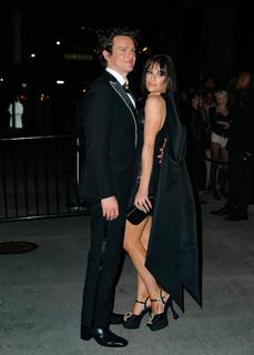 Lea Michele feet photo thumbnail