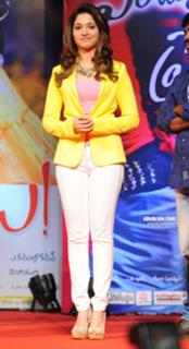 Tamannaah Bhatia feet photo thumbnail