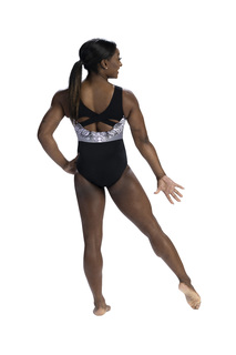 Simone Biles feet photo thumbnail