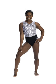 Simone Biles feet photo thumbnail